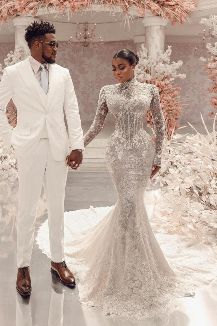 Increíble vestido de novia largo blanco de manga larga con cuello alto y encaje de columna y apliques en la cola