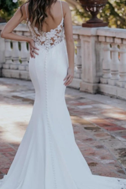 Impresionante vestido de novia blanco sin mangas con escote redondo y encaje en forma de columna y apliques