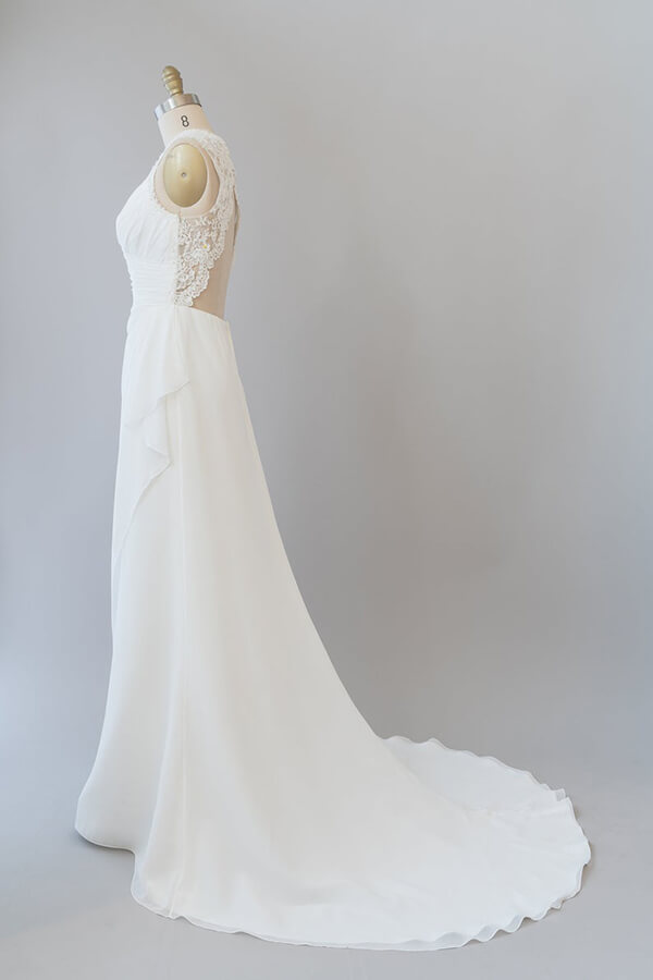 Impresionante vestido de novia largo de gasa con encaje y espalda descubierta
