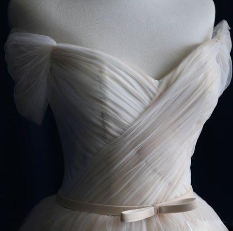Vestidos de novia con escote en forma de corazón, de tul y lazo, WD200