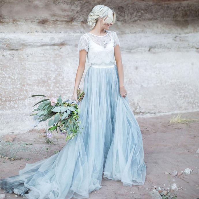 Hermoso vestido de fiesta de encaje con mangas cortas y corte A para novia WD409