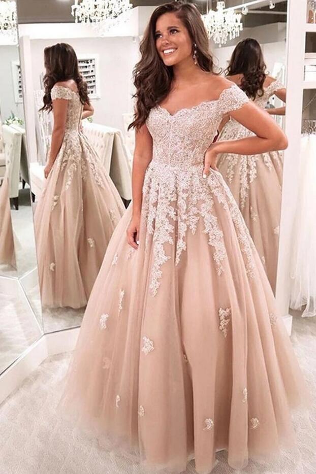 Hermoso vestido de fiesta largo de tul con escote en A, espalda descubierta y encaje.