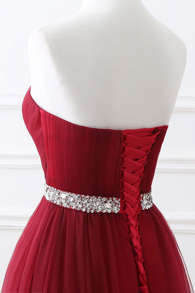 Vestido de fiesta de tul burdeos con escote en forma de A y escote en forma de corazón