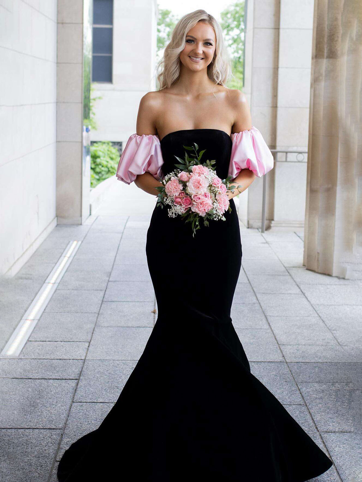 Calix | Vestido de fiesta largo de terciopelo negro estilo sirena con mangas desmontables