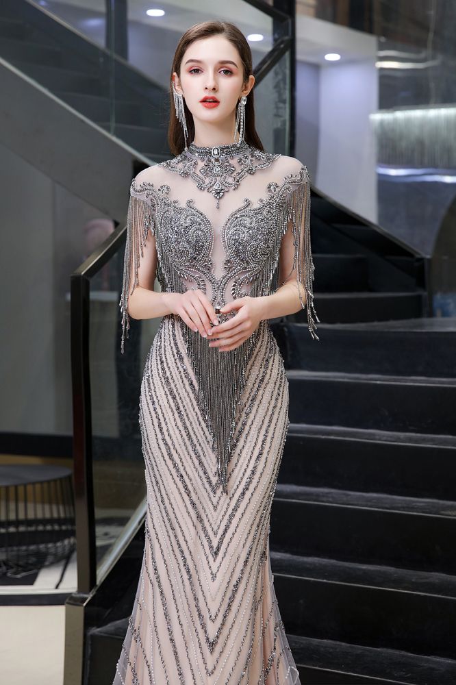Flügelärmeln, hoher Halsausschnitt, glitzernde Perlen, bodenlanges Meerjungfrau-Abendkleid