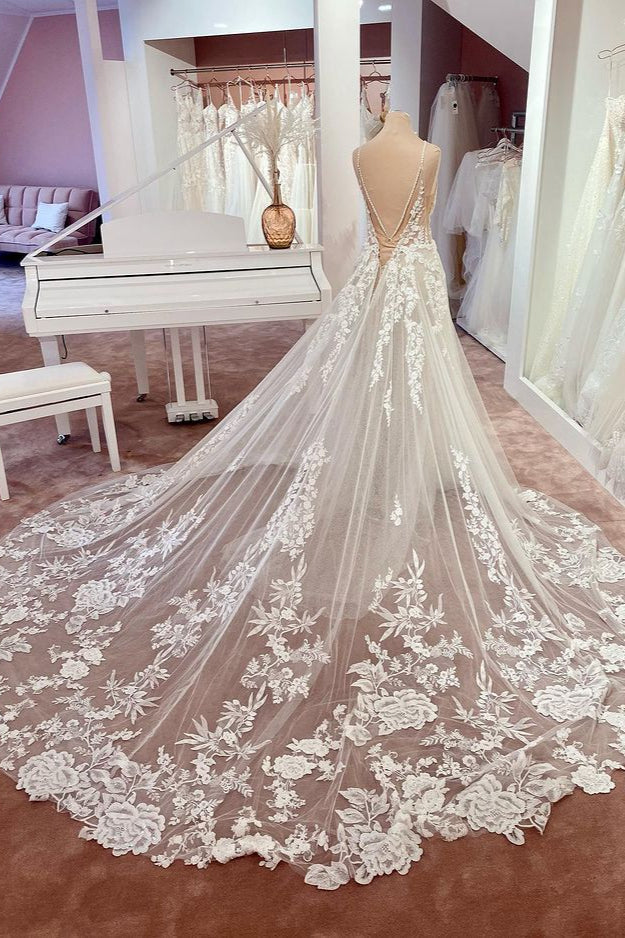 Vestido de novia largo con escote en A, tirantes finos, apliques de encaje y tul, sin espalda