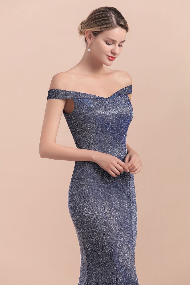 Vestido de noche largo estilo sirena de seda brillante con hombros descubiertos y corte entallado hasta el suelo para fiesta de graduación