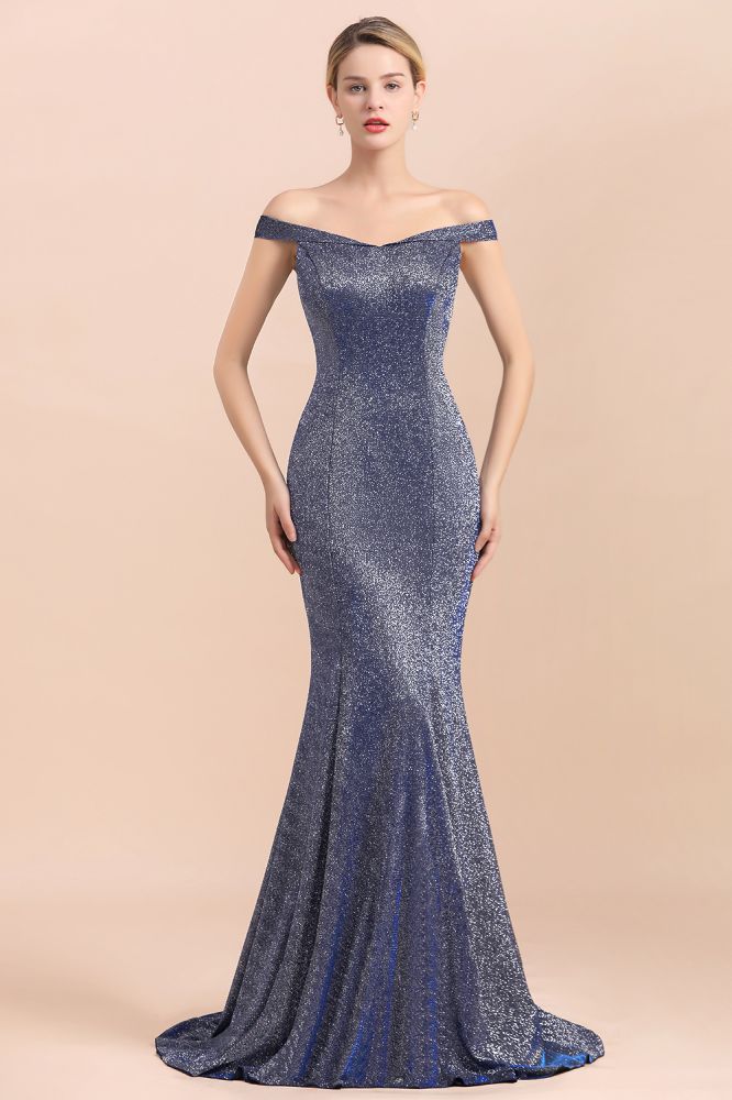 Vestido de noche largo estilo sirena de seda brillante con hombros descubiertos y corte entallado hasta el suelo para fiesta de graduación