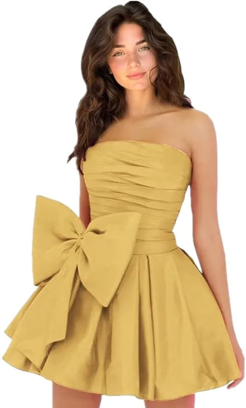 Stilvolles ärmelloses, gerüschtes, kurzes Homecoming-Kleid, schlichtes Mini-Partykleid mit Schleife