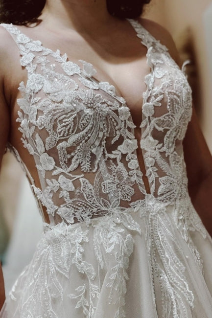 Designer Simple A-line V-neck Wedding Dresses With Lace