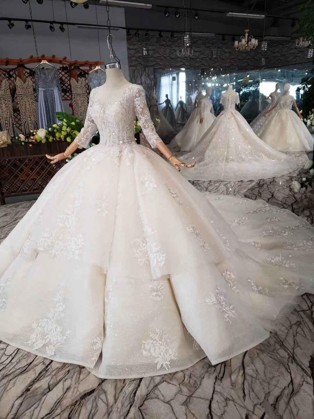 Elegant Half Sleeves Ball Gown Lace Layer Wedding Dress WD380