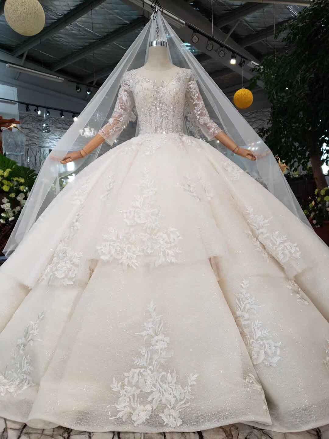 Elegant Half Sleeves Ball Gown Lace Layer Wedding Dress WD380