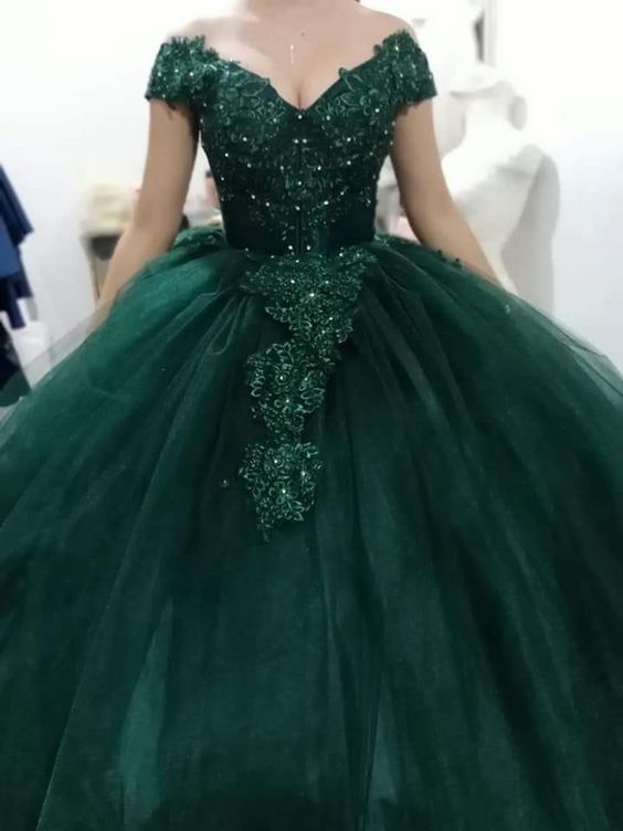 Vestidos de quinceañera verdes con hombros descubiertos de tul Y297