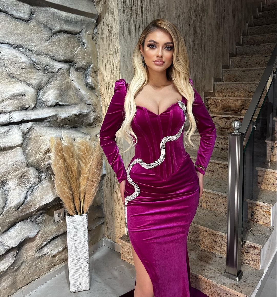 Fabulous Floor Length Sweetheart Long Sleeves Mermaid Satin Prom Dress with Split