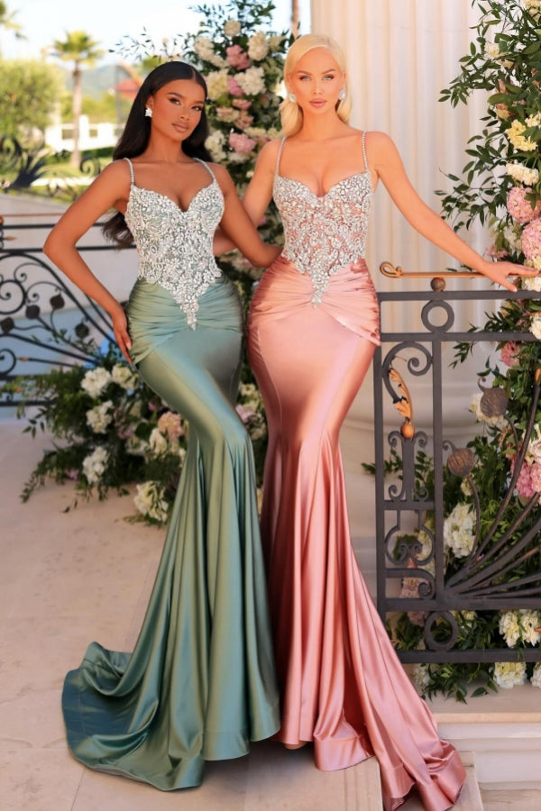 Fabelhaftes langes grünes Meerjungfrau-Ballkleid mit Spaghettiträgern und Spitze und Satin
