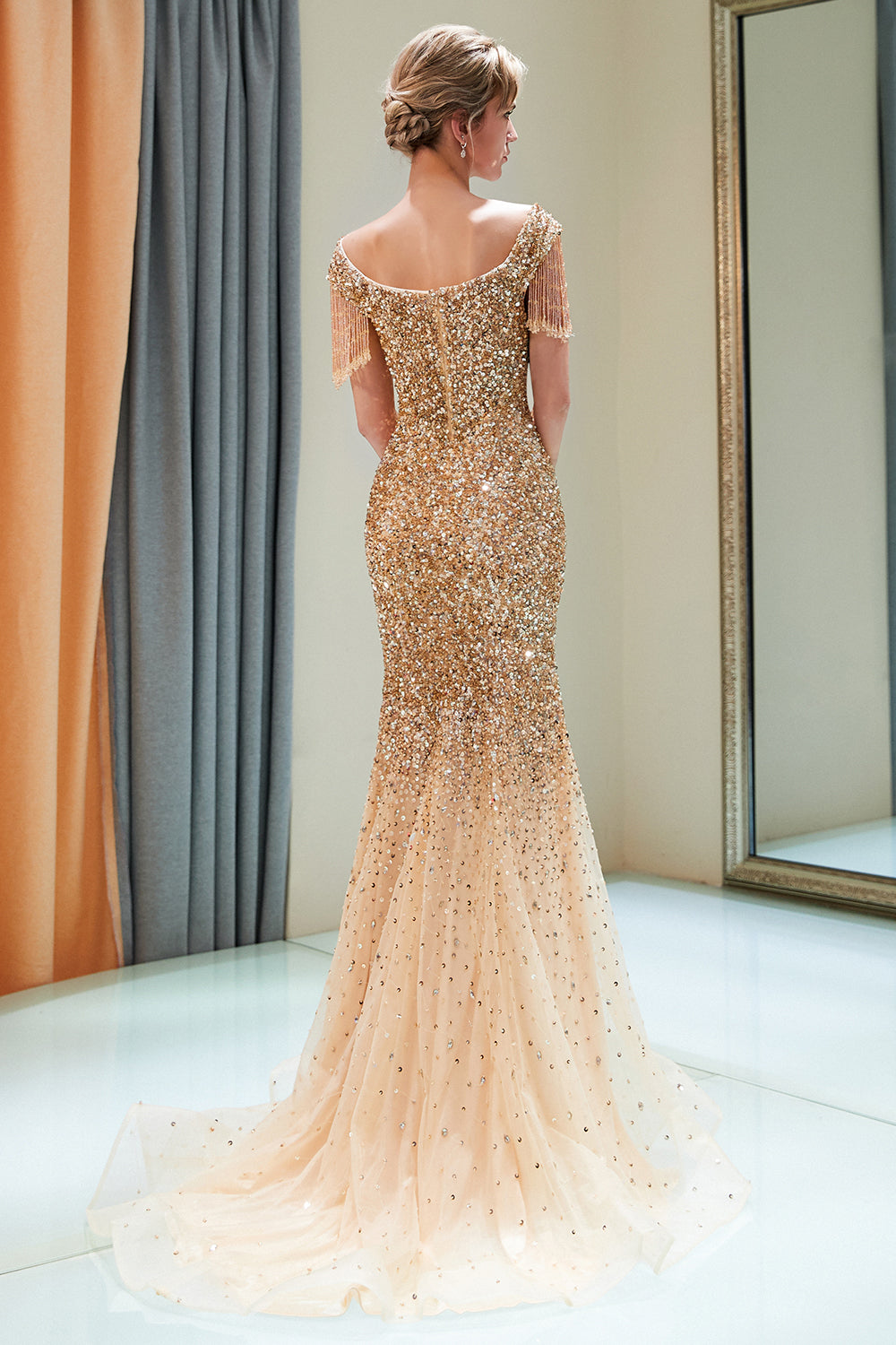 Fabelhaftes langes schulterfreies Tüll-Ballkleid mit Pailletten im Meerjungfrauenstil