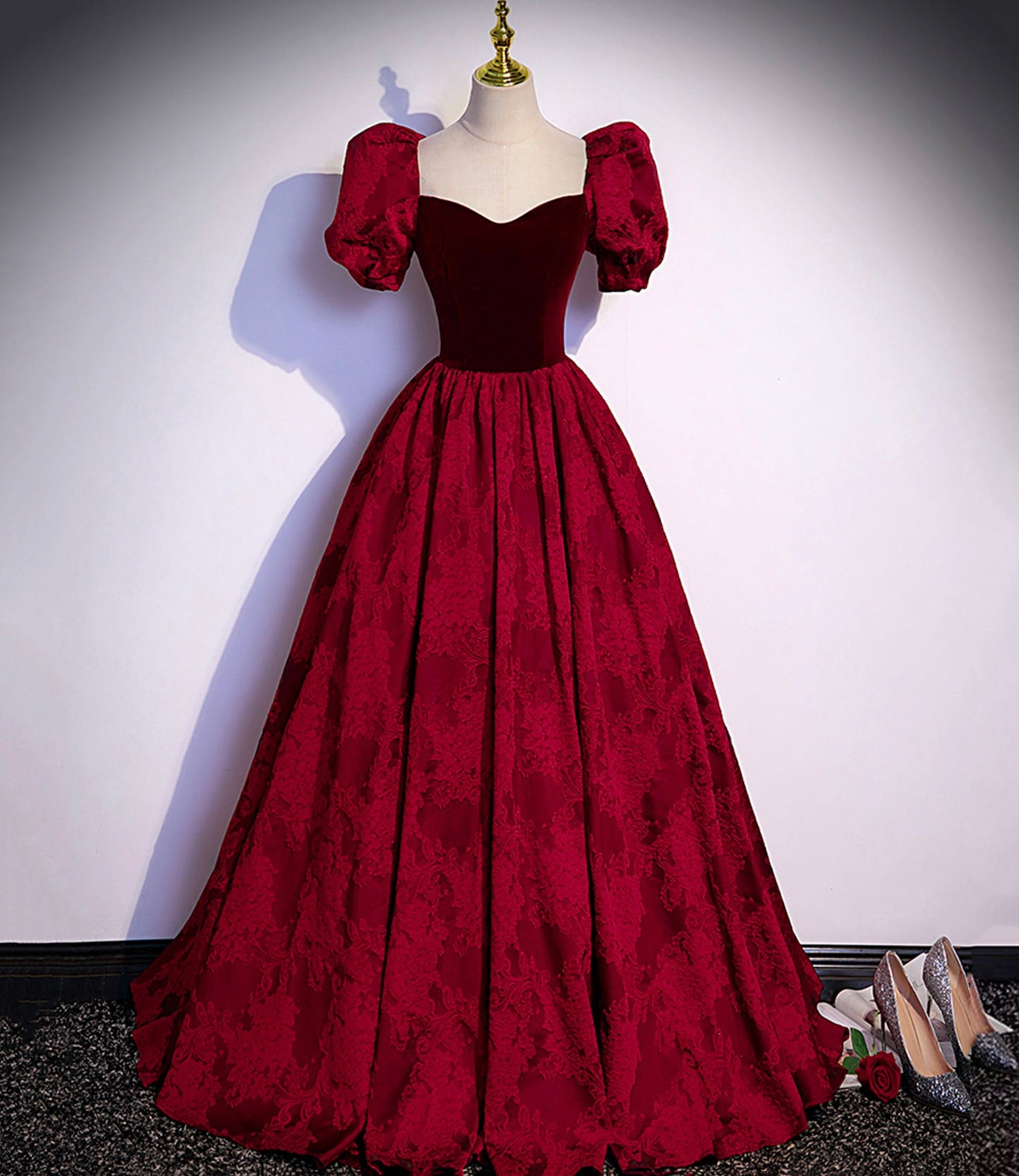 Burgunderrotes langes Ballkleid aus Samt-Jacquard, Abendkleid S89