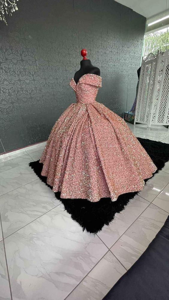 Glitzerndes schulterfreies Pailletten-Ballkleid für Sweet 16 Y1393