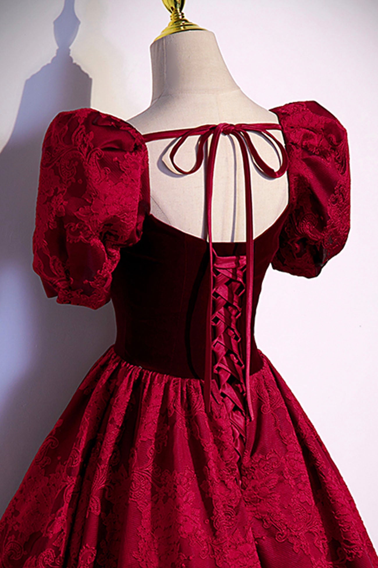 Burgunderrotes langes Ballkleid aus Samt-Jacquard, Abendkleid S89