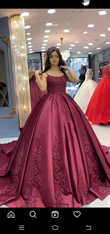 Burgundy Spaghetti Straps Satin Ball Gown A-line Prom Gown Y1620