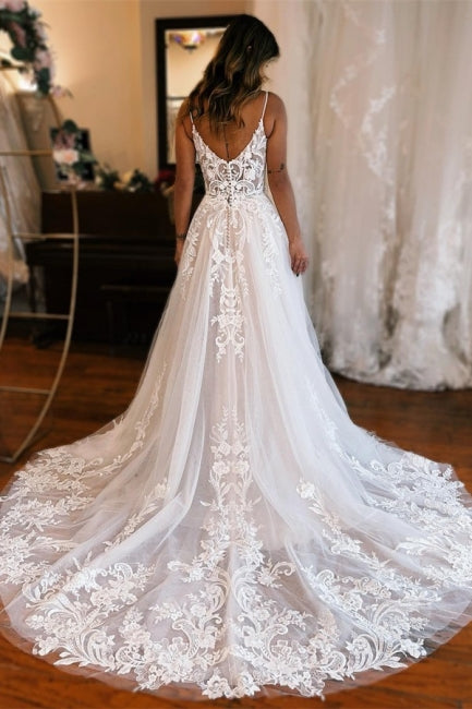 Glamorous Long White A-line Spaghetti Straps Lace Sleeveless Wedding dresses With Slit