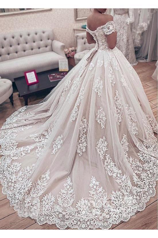 Gorgeous Long Ball Gown Off the Shoulder Lace Appliques Wedding Dress