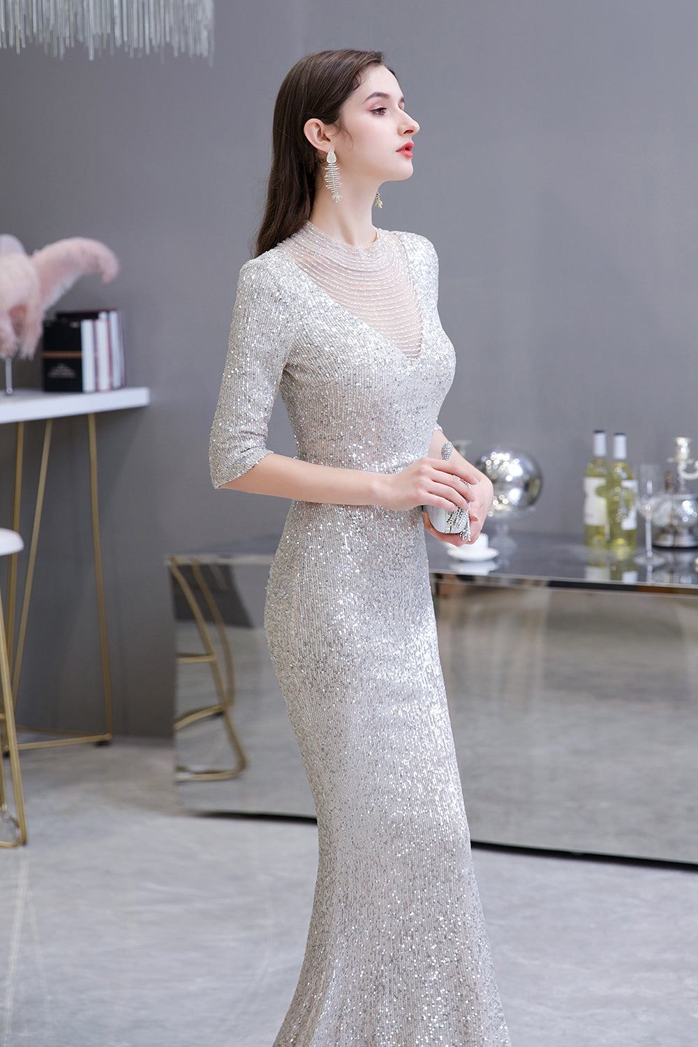Wunderschönes silbernes langes Ballkleid mit langen Ärmeln