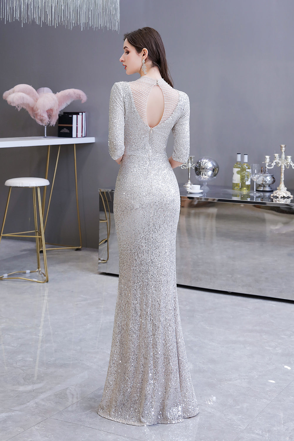 Wunderschönes silbernes langes Ballkleid mit langen Ärmeln