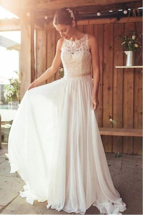 Vestido de novia bohemio de encaje color marfil con cola WD533