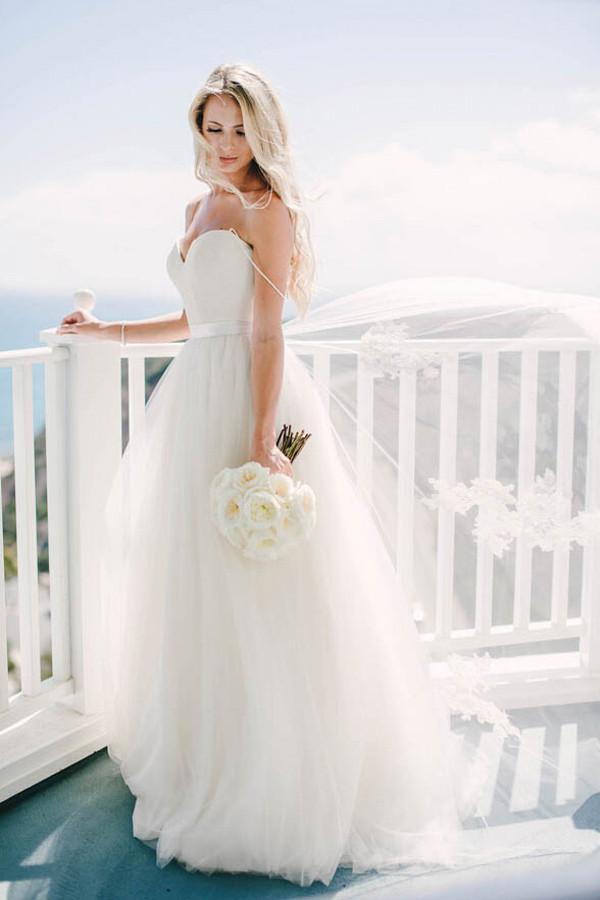 Ivory Tulle Destination Sweetheart Spaghetti Strap Wedding Dress WD082