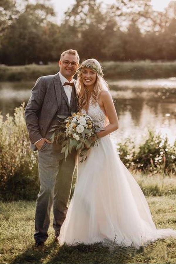 Vestido de novia minimalista con escote de encaje y falda de tul, sin espalda, WD439
