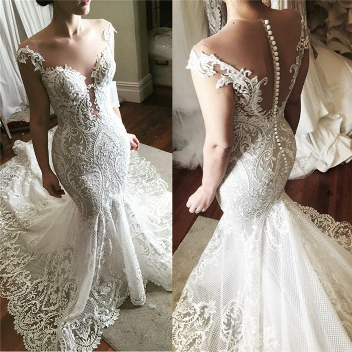 Meerjungfrau-Brautkleid aus Spitze, glamouröse Brautmode aus transparentem Tüll mit Knöpfen