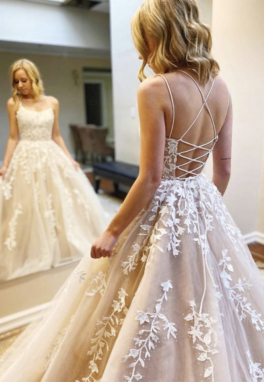 Langes Prinzessinnen-A-Linien-Abendkleid mit U-Ausschnitt und rückenfreiem Tüll und Spitze