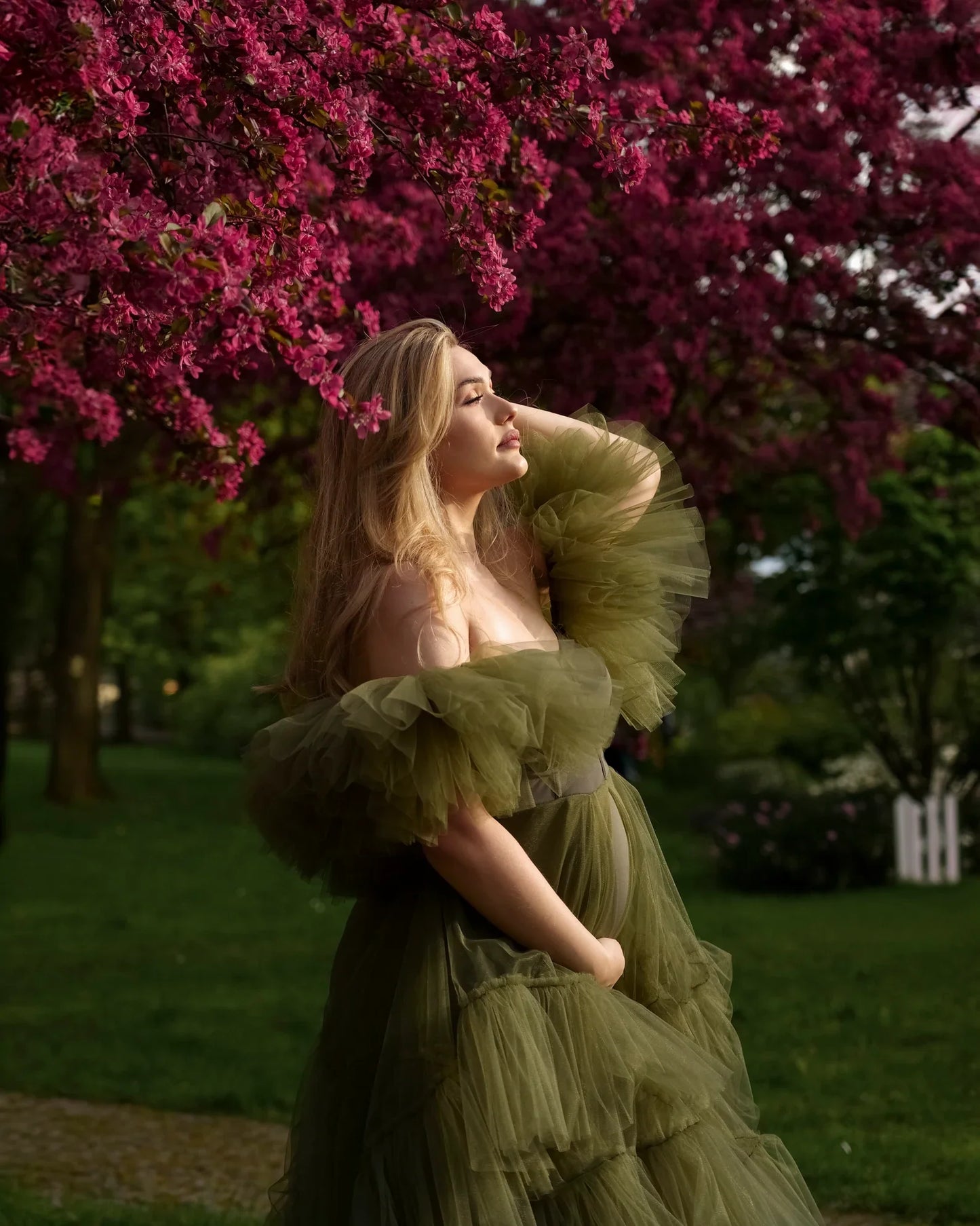 Umstands-Maxikleid mit Korsett und Minirock SY023