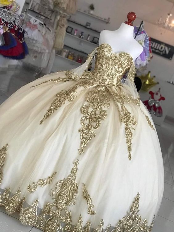 Impresionante vestido de fiesta de tul con escote corazón para quinceañeras Y960
