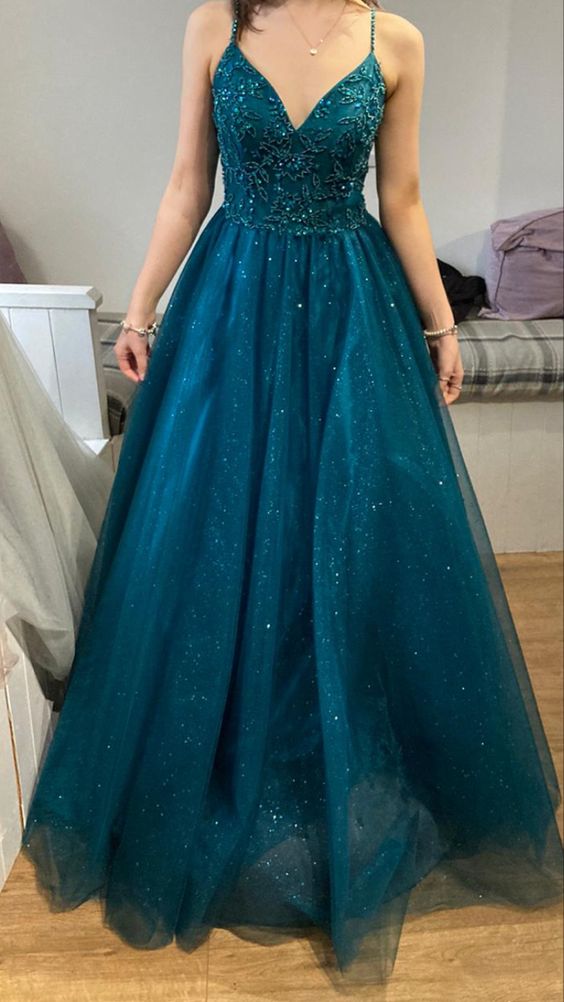 Glitzer A-Linie V-Ausschnitt Spaghettiträger Ballkleid Großzügiges Perlenbesetztes Abendkleid Y660
