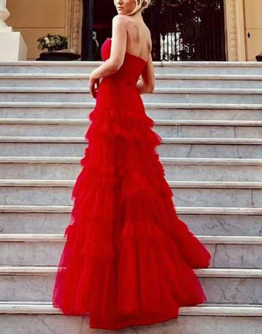 Matilda | A-Linien-Ballkleid aus trägerlosem Tüll mit Rüschen