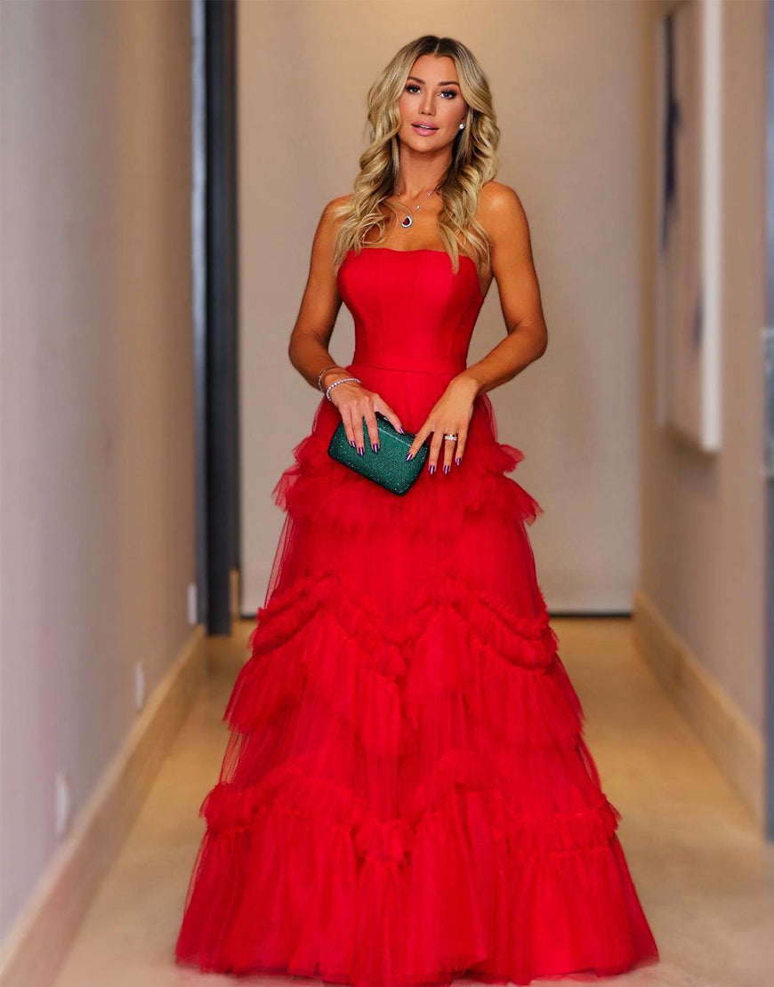 Matilda | A-Linien-Ballkleid aus trägerlosem Tüll mit Rüschen