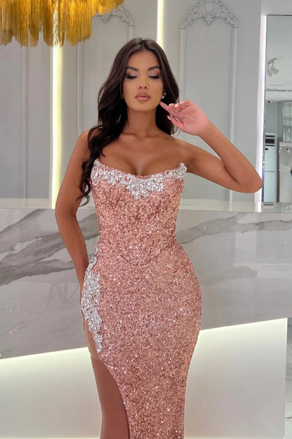 Sexy langes, trägerloses Ballkleid aus Spitze mit Pailletten und Schlitz in Altrosa
