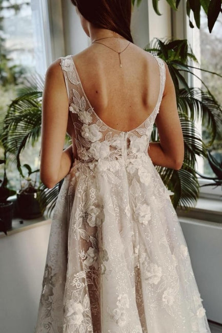 Sexy langes elfenbeinfarbenes A-Linien-Brautkleid mit V-Ausschnitt, Schlitz vorne und Spitze