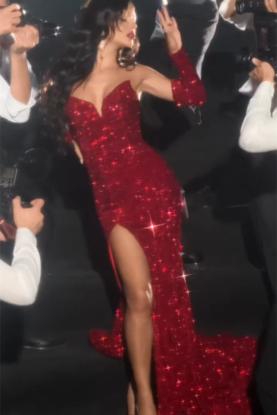 Sexy rotes ärmelloses Meerjungfrau-Ballkleid mit V-Ausschnitt und Pailletten