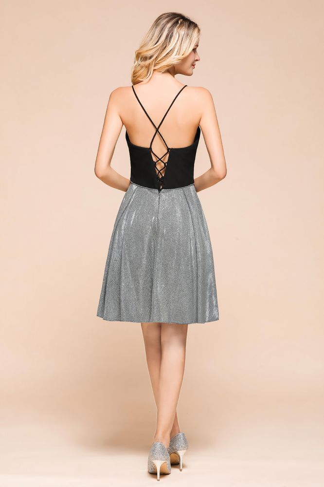 Sexy ärmelloses kurzes Homecoming-Kleid, helles Partykleid mit V-Ausschnitt und Tasche
