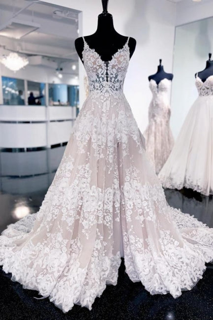 Sexy Spaghettiträger Ärmelloses A-Linie Spitze Rückenfreies Brautkleid mit Schleppe