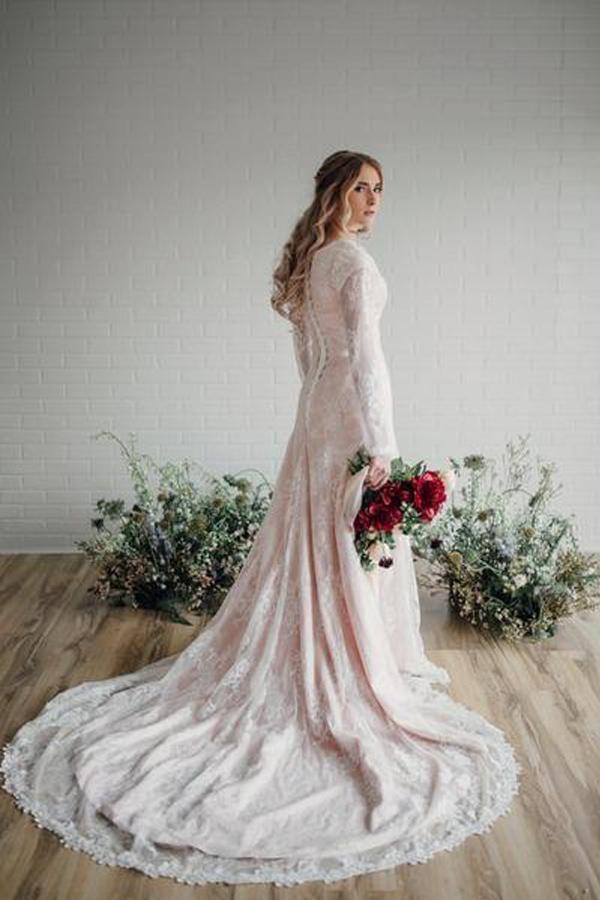 Vestido de novia modesto con mangas largas y encaje transparente WD530