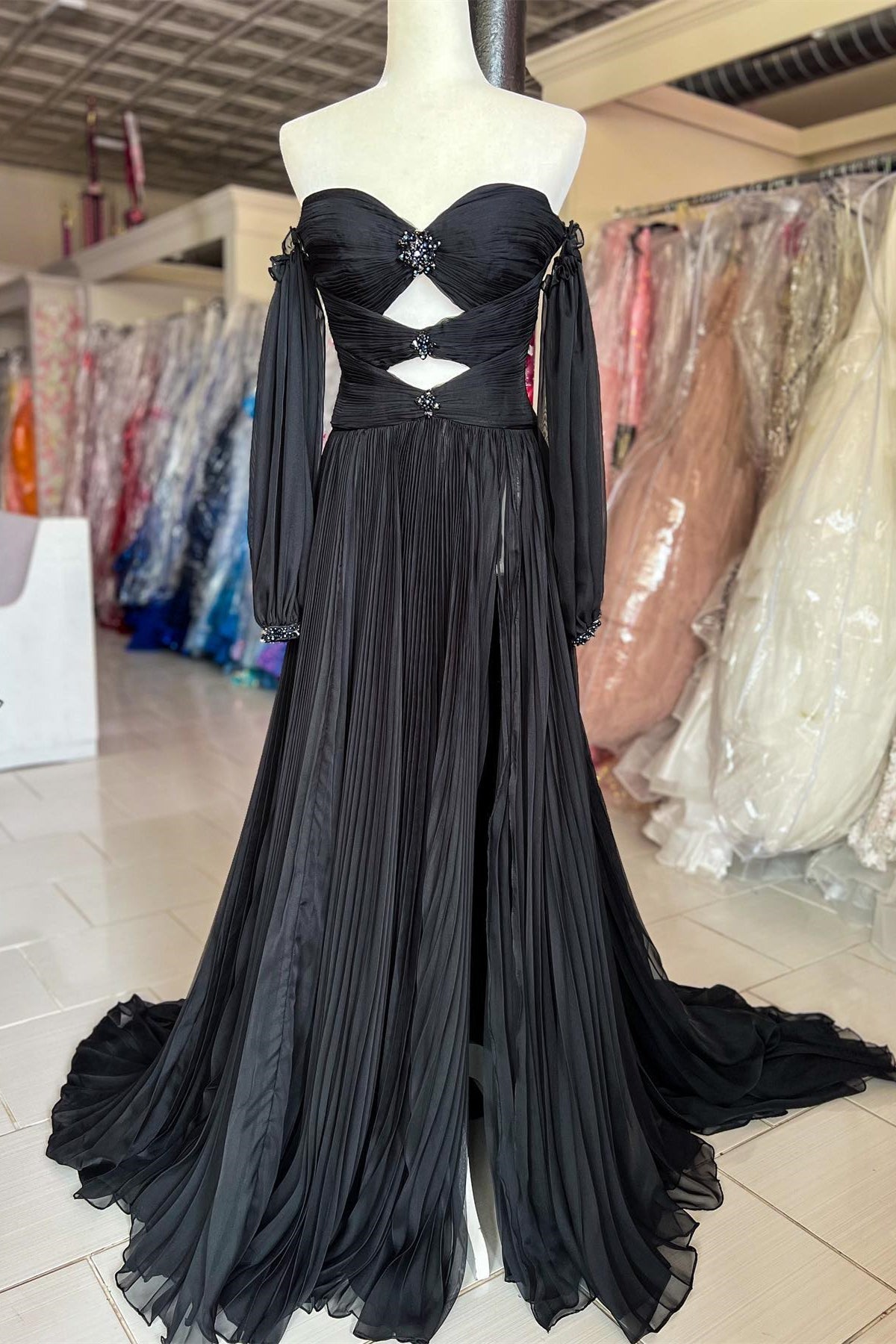 Ana | Trägerloses A-Linien-Ballkleid mit Ärmeln und Strasssteinen in Jägergrün