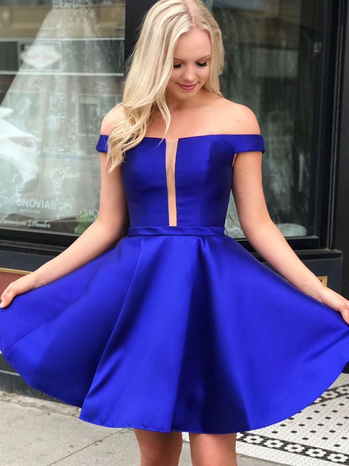Kurzes A-Linien-Ballkleid mit schulterfreiem Schnitt, Königsblau, formelle Homecoming-Abschlusskleider