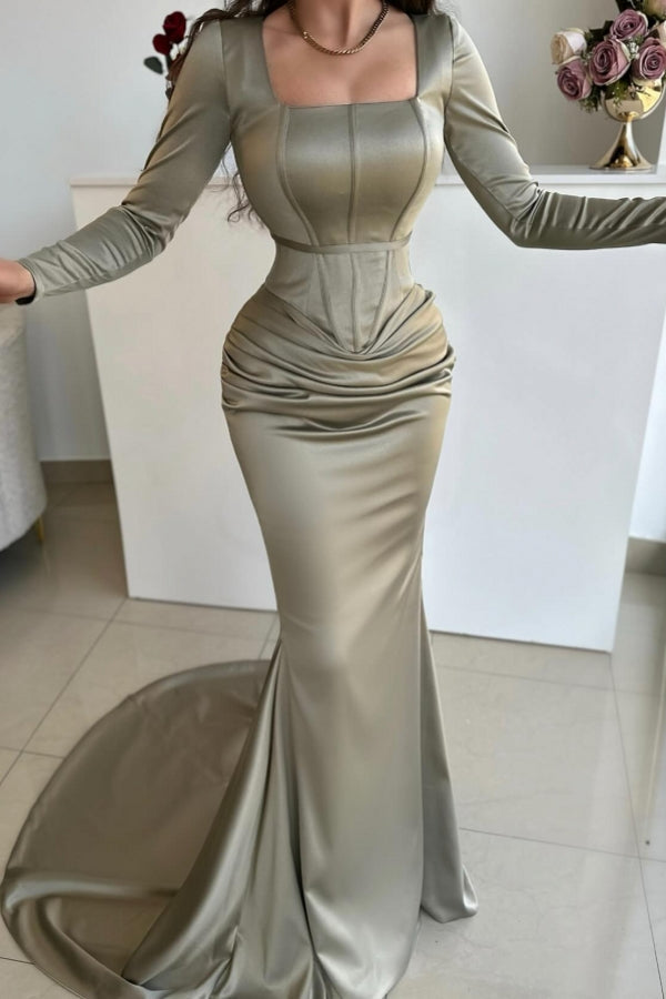 Schlichtes langes Meerjungfrau-Ballkleid aus Satin mit quadratischem Ausschnitt und langen Ärmeln