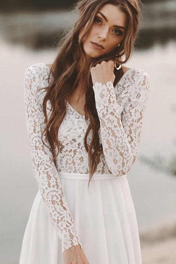 Vestido de novia de playa sencillo con escote en V, espalda abierta, mangas largas y encaje WD474