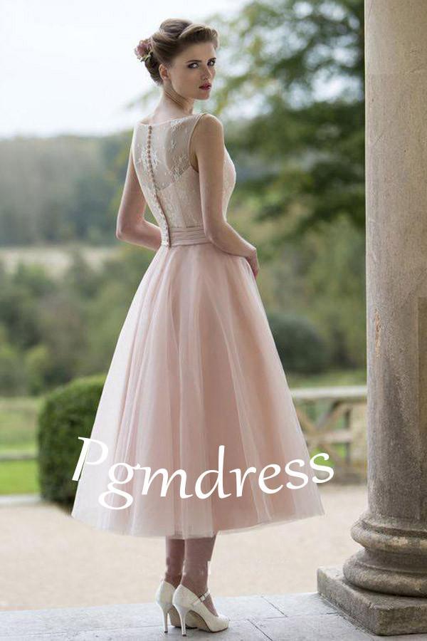 Ärmelloses, errötendes, hübsches, blumenlanges Tüll-Brautkleid für den Herbst WD079
