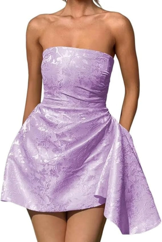 Hermoso minivestido de fiesta de satén fruncido, sin tirantes, con estampado floral de jacquard y bolsillo.